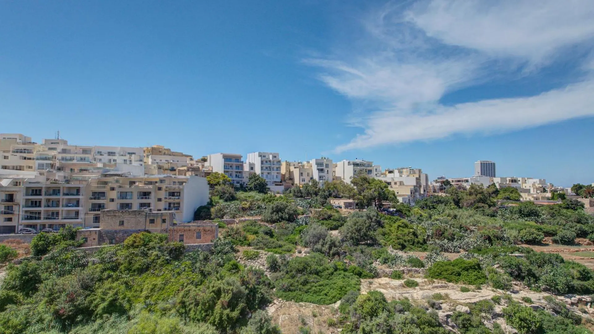 Apartamento 5 Bedroom House With Jacuzzi In St Julian'S St. Julian's Malta