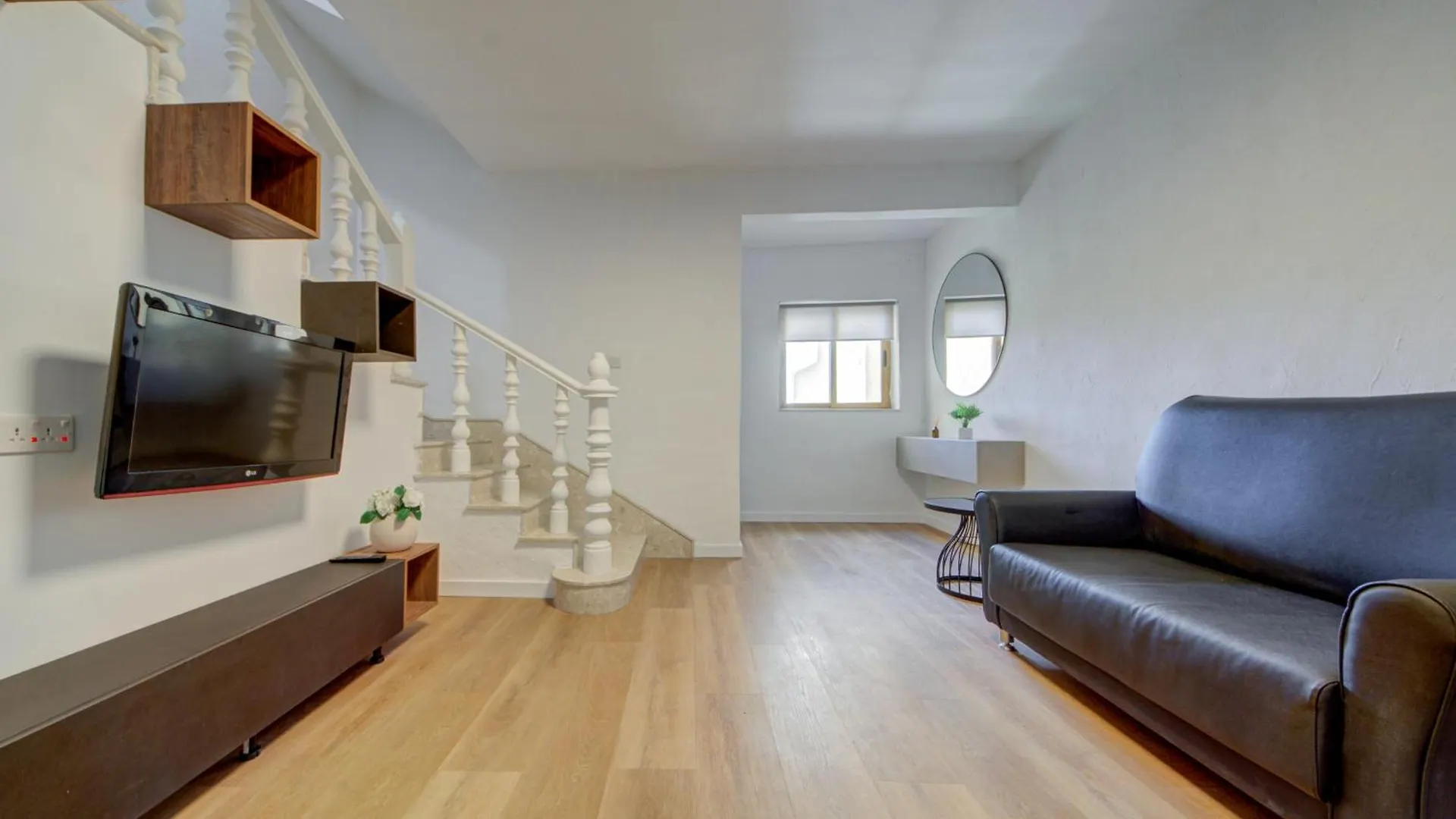 5 Bedroom House With Jacuzzi In St Julian'S Сент Джулианс