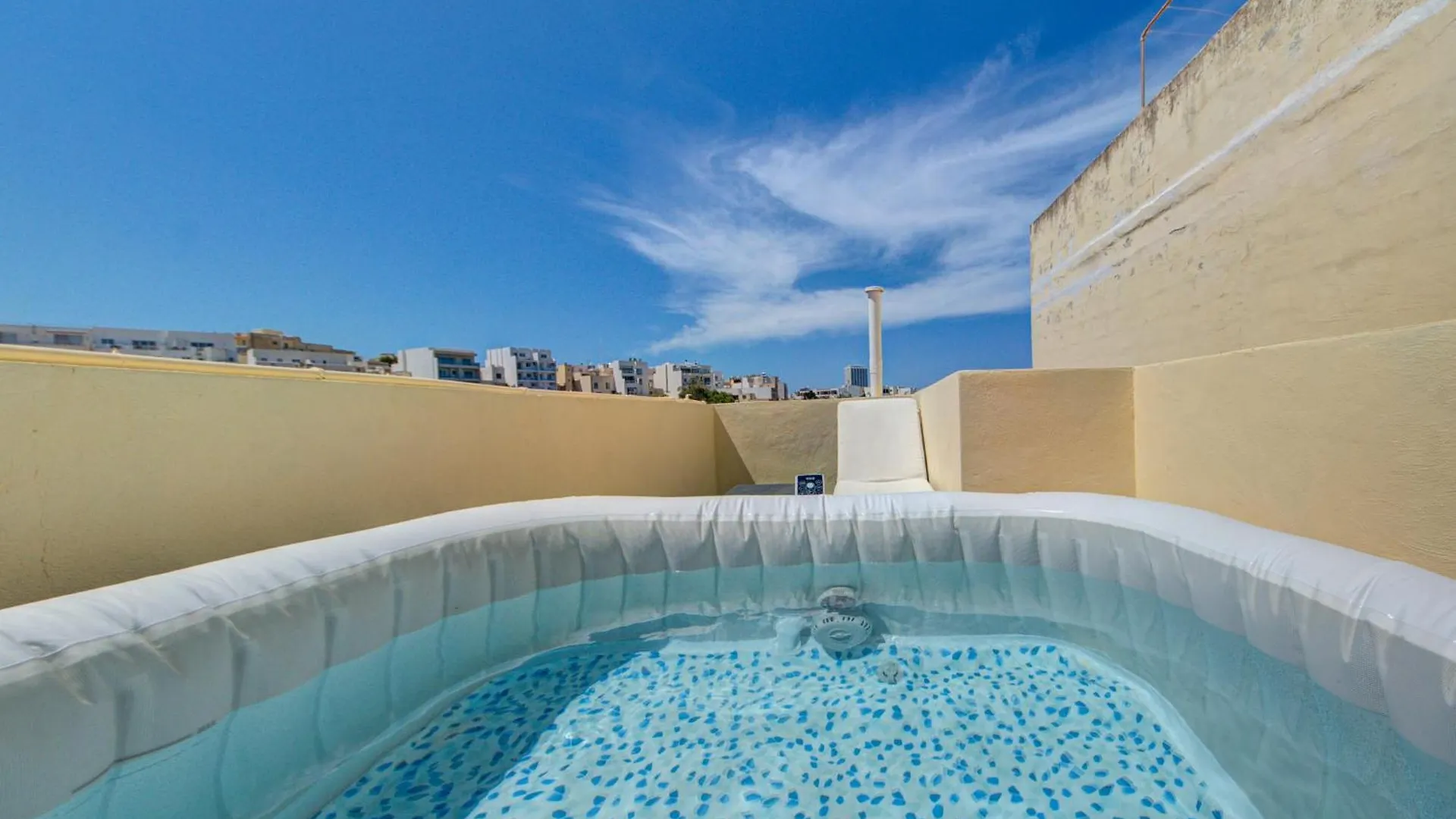 Apartamento 5 Bedroom House With Jacuzzi In St Julian'S St. Julian's Malta