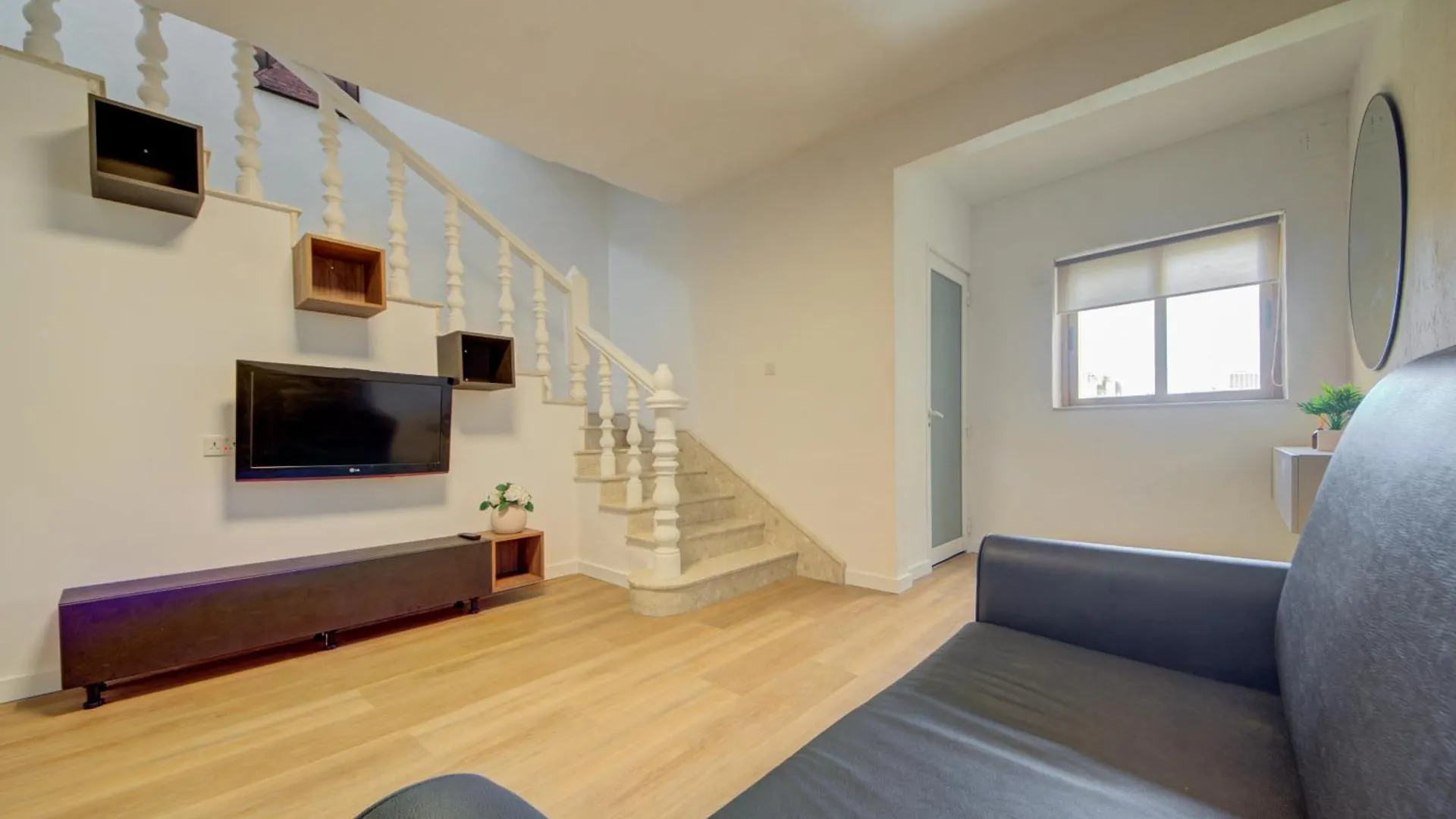 5 Bedroom House With Jacuzzi In St Julian'S Сент Джулианс Мальта