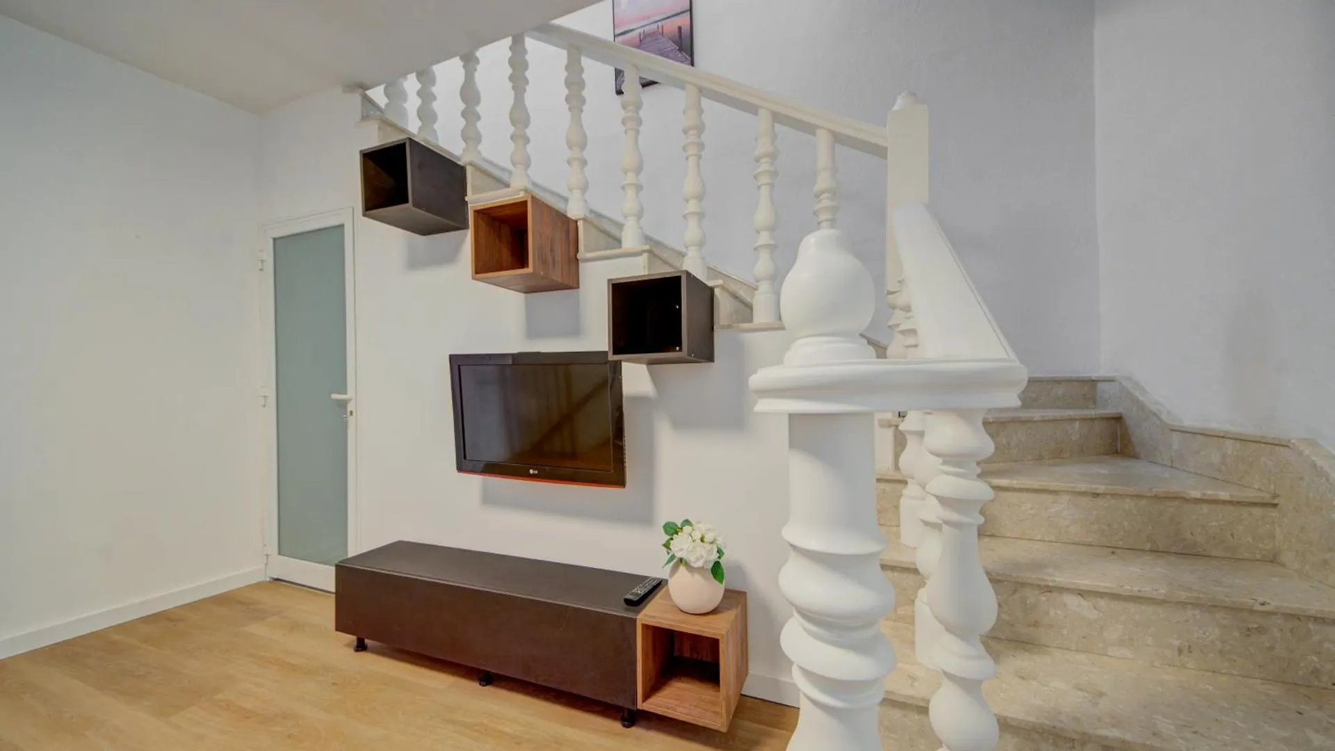 5 Bedroom House With Jacuzzi In St Julian'S Сент Джулианс
